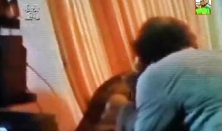 Atlet yang awek melayu sagap gay dengan tubuh yang indah dengan seorang teman.