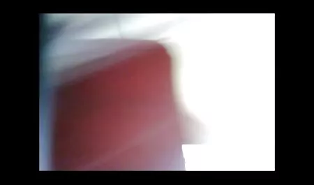 Marley Brinks adalah dalam suatu hubungan dengan bebas. video melayu hisap tetek