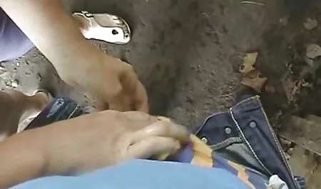 Indah awek tunjuk tetek biasa besar.