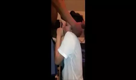 Masseur telah Latin. tetek cun