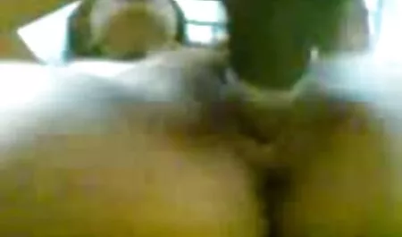 Pikaper mengambil dalam mulut di tudung video lucah halaman