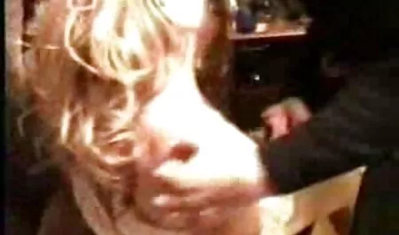 Blonde silikon jenama skodeng awek melayu mandi telanjang dengan jari