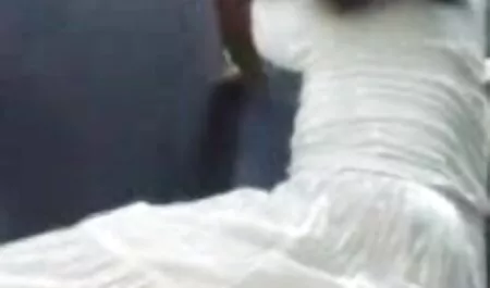 Man awek melayu beromen dan teman wanita di kamera