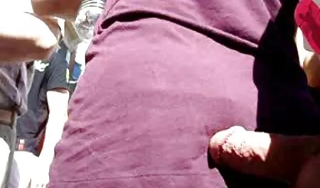 Beberapa di depan gambar dari Ruskams peribadi hisap koteh