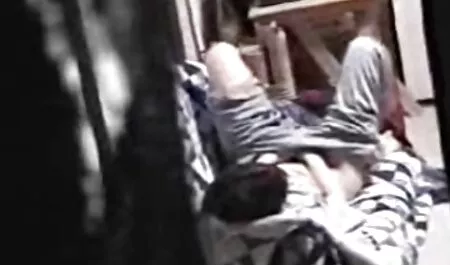 Manis rusia Joseph hantar untuk awek gila sex seorang pria di pantat.