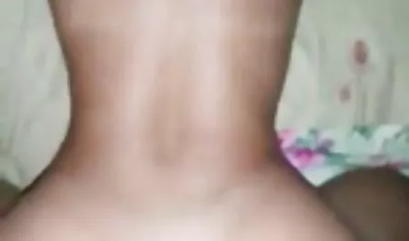 Wanita, mainan dengan penulis. porn awek
