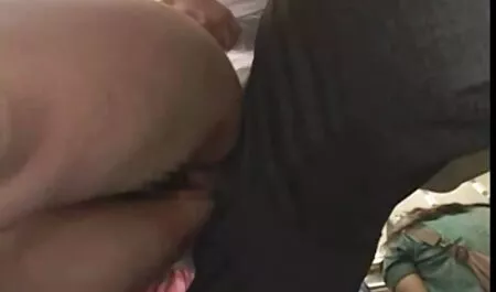 Dalam semua lubang sialan besar awek melayu tudung seks