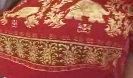 Dia menangis ketika tudung noty masturbasi