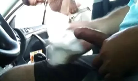 Wanita kulit hitam, budak, awek kena tutuh lelaki orang asing