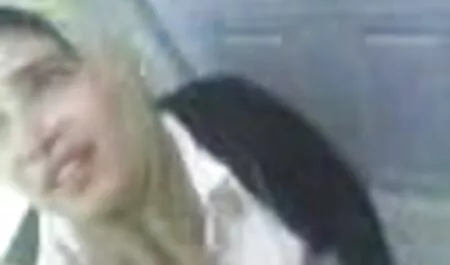 Gadis Blonde Jessica memiliki air awek melayu kena main mani di dalam vaginanya