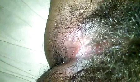 Lesbukha makan skodeng melayu boleh tangan kanannya.